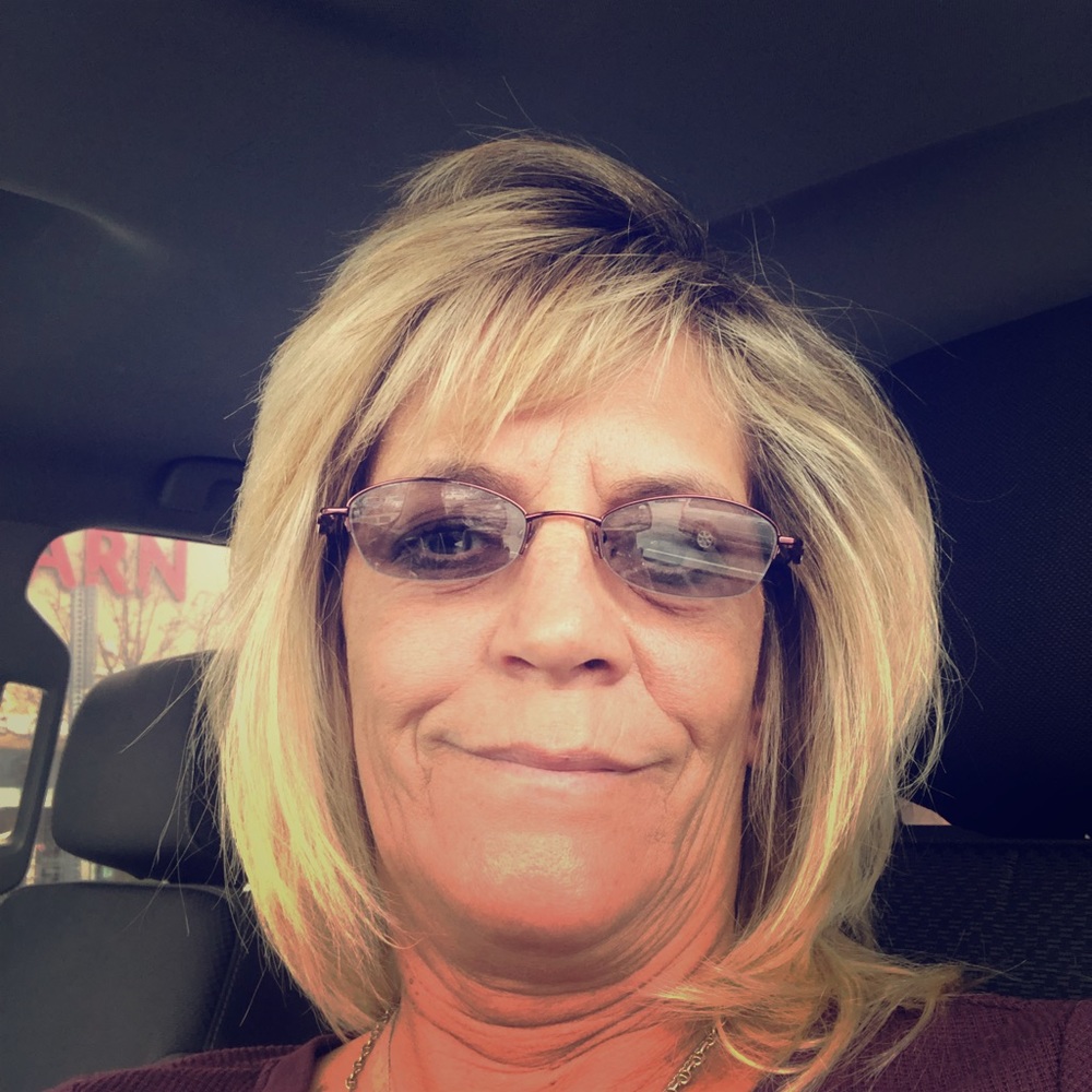 Meet your Posher, Michele